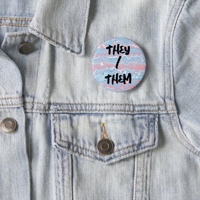 Trans Pride-Flagge Trippy Boho Groovy Wellenstreif Button (Beispiel)