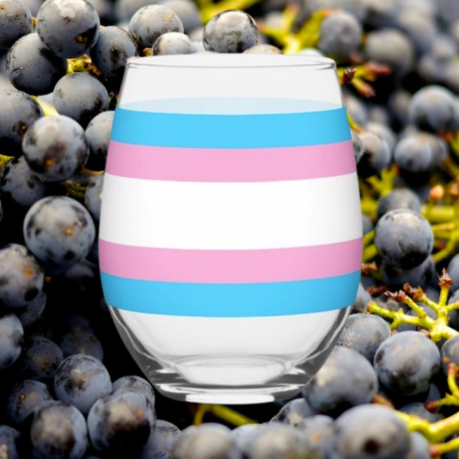 Trans Pride Stemless Wine Glass: Mit Stolz gießen Weinglas Ohne Stiel (Von Creator hochgeladen)