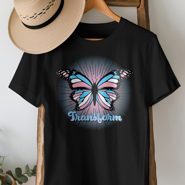 Transgender Pride transformieren T-Shirt (This Tee puts a T in LGBT!)