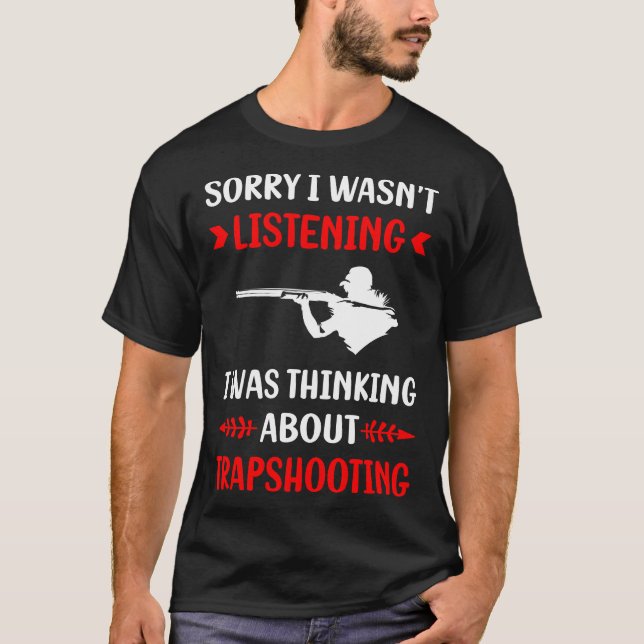 Trapshoottrappe, die das Ziel schießt T-Shirt (Vorderseite)