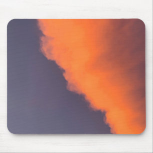 Träumende, magische Wolken in traumhaften, magisch Mousepad