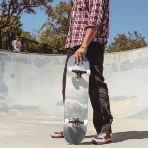 Träumerische karibische Wolken 10 Skateboard