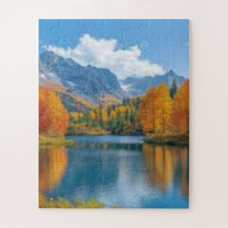 Träumerischer blauer Himmel und flauschige weiße W Puzzle