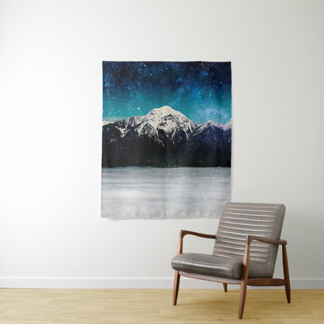 Traumgalaxischer Berg über den Wolken Wandteppich (Beispiel)