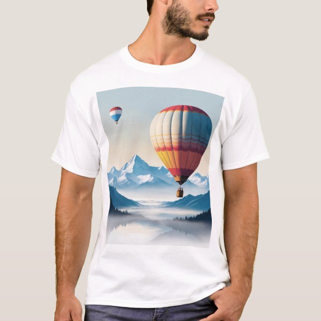 Traumhafte Höhen: Heißluftballon über den Bergen T-Shirt (Vorderseite)