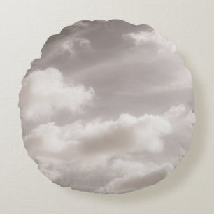 Traumhafte karibische Wolken 11 Rundes Kissen
