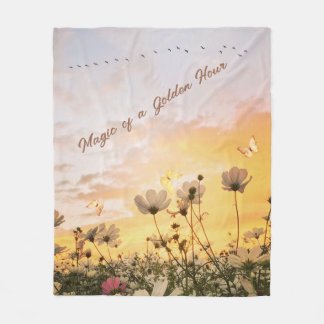 Traumhafte Magie einer goldenen Stunde Fleecedecke