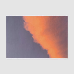 Traumhafte, magische Wolken in traumhaften, magisc Seidenpapier