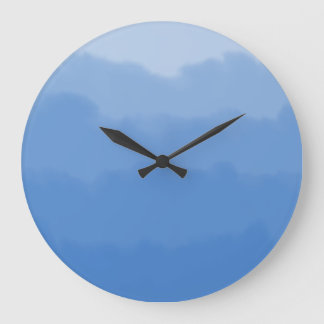 Traumhafter blauer Himmelverlauf Große Wanduhr