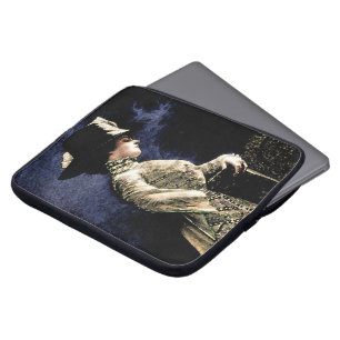 Traurige Vintage Viktorianische Frau mit Feather H Laptopschutzhülle