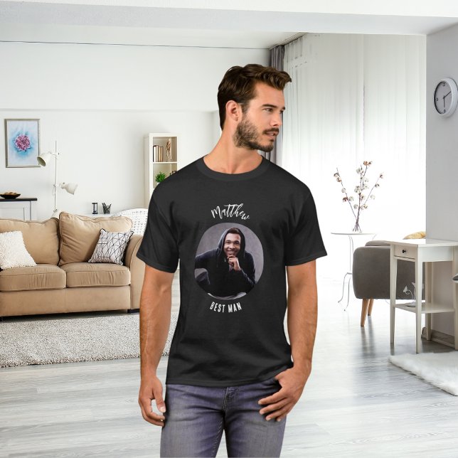 Trauzeuge Schwarz-weiß Foto Bachelor Party T-Shirt (Von Creator hochgeladen)