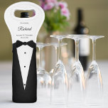 Trauzeuge Trauzeuge Tuxedo Weinkultur undErde Weintasche<br><div class="desc">Perfektes Geschenk für Trauzeuge oder Trauzeuge. Danke mit seiner Lieblingsflasche in einer personalisiert isolierten wiederverwendbaren Tottasche. Tasche und Herren sind ein großes Hochzeitsgeschenk für die Probe.</div>