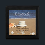 Trauzeugin Geschenkboxen, Strand, Muscheln, Sand D Geschenkbox<br><div class="desc">Trauzeugin,  Bridesmaid Geschenkboxen,  für Ihre Hochzeit am Tropical Beach. Verziert mit hübschen Muscheln und Sand Dollar. Passen Sie Text und Schriftart an,  um eine Geschenkboxen für jeden zu erstellen,  der den Ozean Liebe.</div>