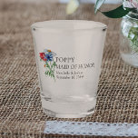 Trauzeugin Wildblume Bouquet Blumenhochzeit Schnapsglas<br><div class="desc">Personalisiertes Glas für Sie, um mit Ihrem Namen der Trauzeugin, die Braut und Bräutigam Namen und das Hochzeitstag anpassen. Dieses rustikale botanische Landbild hat einen hübschen Strauß von Wildblumen, einschließlich düsteren Mohn und Maisblume. Eine elegante, moderne Blume mit böhmischen Gartenmotiven. Bitte stöbern Sie in meinem Shop in der Wildblume Charm...</div>