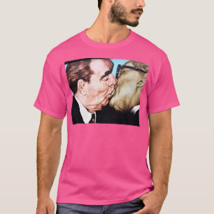 Travel Collection Honecker Brezhnev Fraternal Kiss T-Shirt