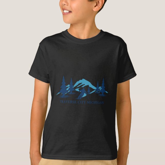 Traverse City Michigan Ski Resort Skifahrer T-Shirt (Vorderseite)