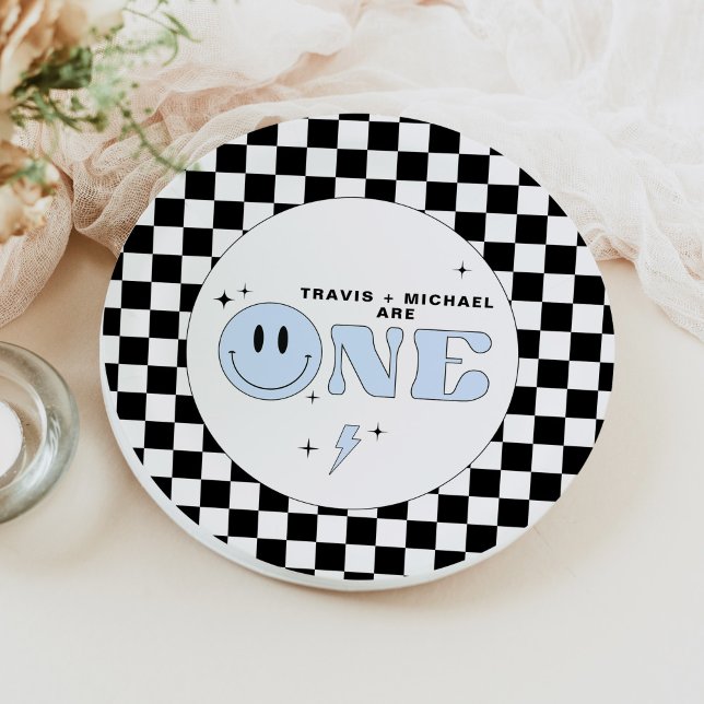 TRAVIS Blue One Happy Typ Smile Face Birthday Pappteller (Von Creator hochgeladen)