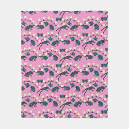 Tree Frog Cafe Pink Fleecedecke