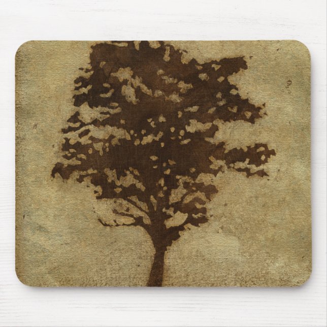 Tree-Silhouette über Bronze-Hintergrund Mousepad (Vorne)