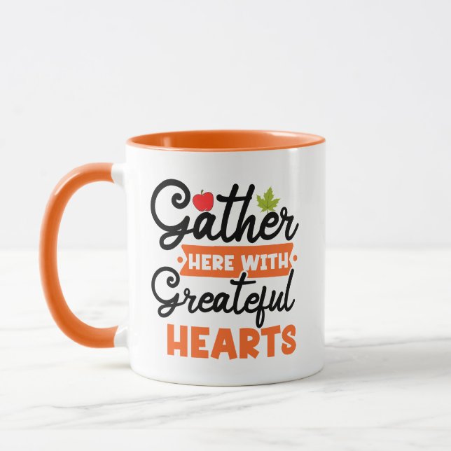 Treffen Sie hier mit freundlichen Herzen Wortfall  Tasse (Links)