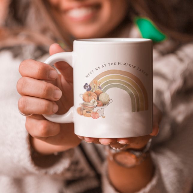 Treffen Sie mich am Pumpkin Patch | Herbst-Regenbo Tasse (Von Creator hochgeladen)