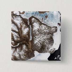 Treibeis zeichnet die Küstenlinie in OstGreenlan Button