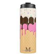 Treibende Eiscreme Sprinkles Waffelkronenmonogramm