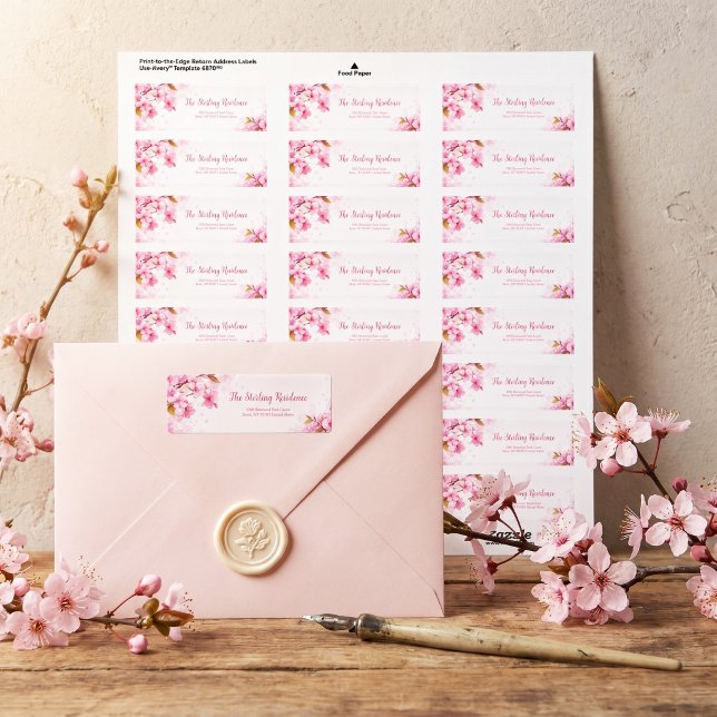 Treibendes Rosa Blütenblatt Romantische Botanik (Von Creator hochgeladen)