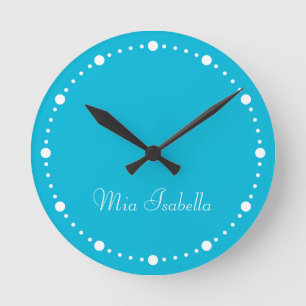 Trend Color Vivid Cyan White Dots Name Runde Uhr