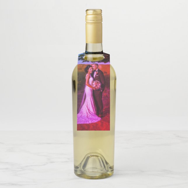 Trend von Flaschenhangern in der amerikanischen Ge Flaschenanhänger (Auf Flasche)