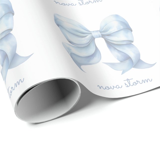 Trendblauer Bow Personalisiert mit Name Monogram Geschenkpapier (Rolleneckpunkt)