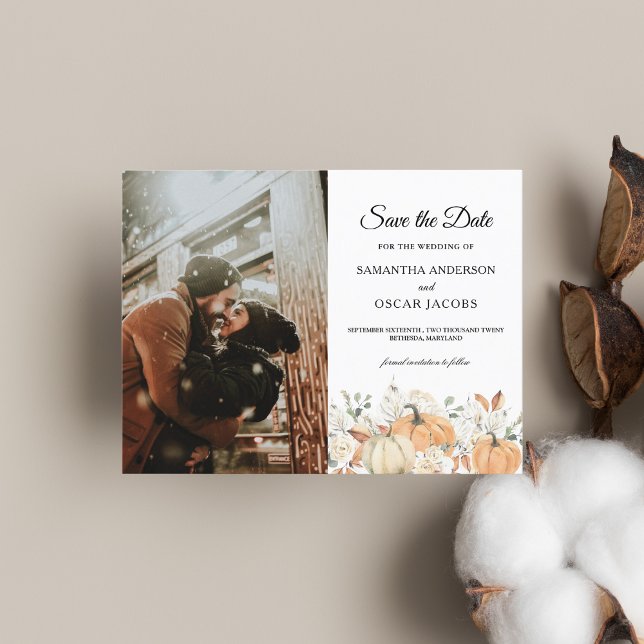 Trendfarbene Blume & Pumpkins Herbst Ankündigungspostkarte (Von Creator hochgeladen)