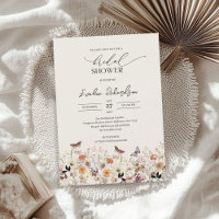 Trendfarbene Herbstfarben Wildblumen Brautparty