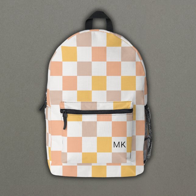 Trendige Peach Checkerboard Monogram Initials Bedruckter Rucksack (Von Creator hochgeladen)