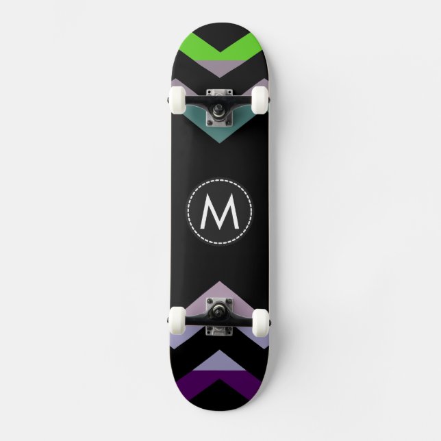 Trendige Schicke Chevron-Streifen Muster #7 Skateboard (Vorderseite)