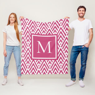 Trendige, tiefrosa Monogrammpfeil-Diamantmuster Fleecedecke