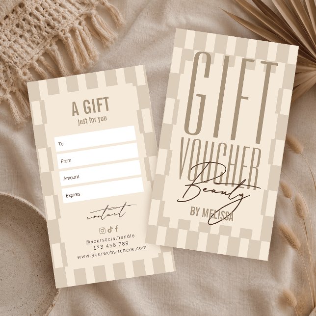 Trendiger Retro-Neutral-Beige-Spa-Salon-Geschenkgu (Von Creator hochgeladen)