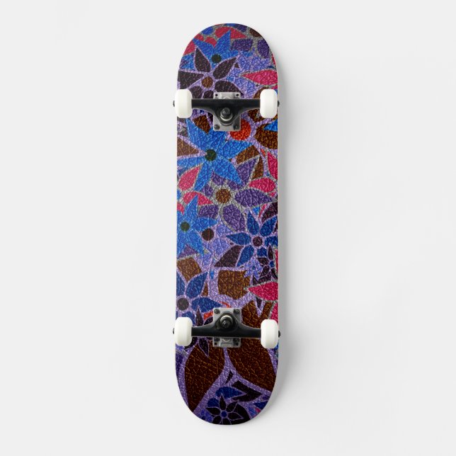 Trendiges Blumenmuster #12 Skateboard (Vorderseite)