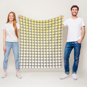 Trendiges gelbes und graues Herzdesign Fleecedecke