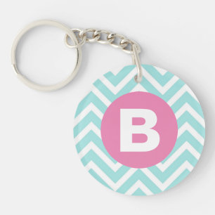 Trendiges Hellblau-Chevron-Rosa-Monogramm Schlüsselanhänger