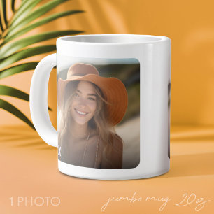 Trendiges minimales Fotodesign mit Jahr Jumbo-Tasse