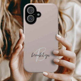 Trendiges Rosé Grau Skript Monogramm iPhone 16 Hülle
