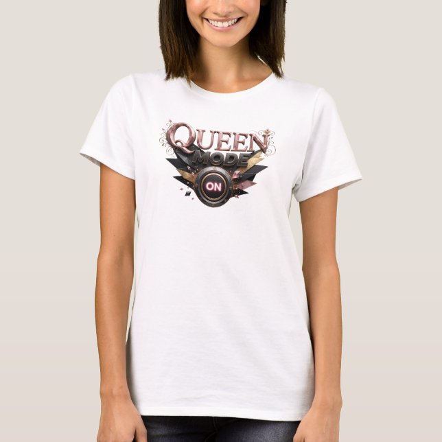 Trendiges rotes QUEEN MODE ON Textdesign T-Shirt (Vorderseite)