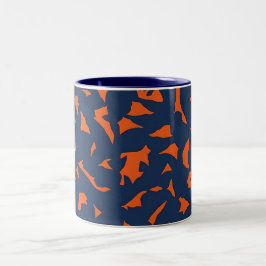 Trendiges Terrazzo-Konfetti-Muster - Marineblau un Zweifarbige Tasse