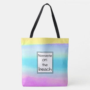 Trendiges Wasserfarbenmuster Namaste am Strand