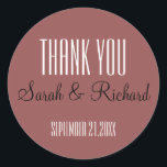 Trending Marsala Wedding Vielen Dank Runder Aufkleber<br><div class="desc">Einfache und elegante Hochzeit danke Ihnen Aufkleber in Wein rot. Personalisieren Sie mit Braut- und Bräutigamen und Hochzeitstag. Alle Texte sind anpassbar. Sie können den Schriftart, die Größe und die Farbe des Textes mit der Option Bearbeiten ändern. Bitte kontaktieren Sie uns für Hilfe bei der Anpassung oder wenn Sie in...</div>