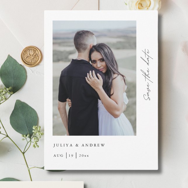 Trendminimalistischer Script-Foto QR-Code Save The Date (Von Creator hochgeladen)