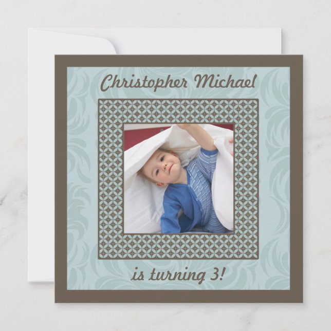 Trendmoderne Jungs Foto Geburtstagsfeier Einladung (Vorderseite)