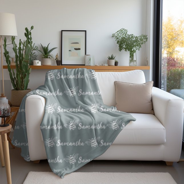 Trendy Bee Custom Calligraphy Name Gray Bombay Fleecedecke (Von Creator hochgeladen)