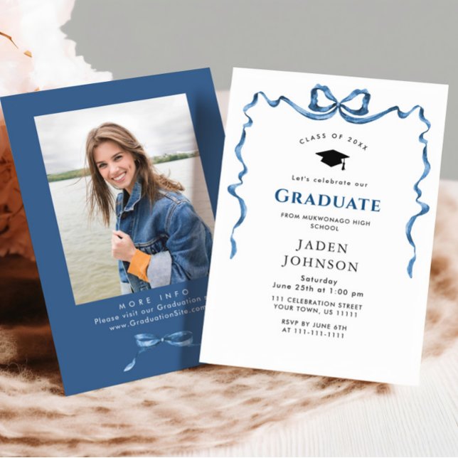 Trendy Blue Bow Ribbon FOTO Graduation Party Einladung (Von Creator hochgeladen)